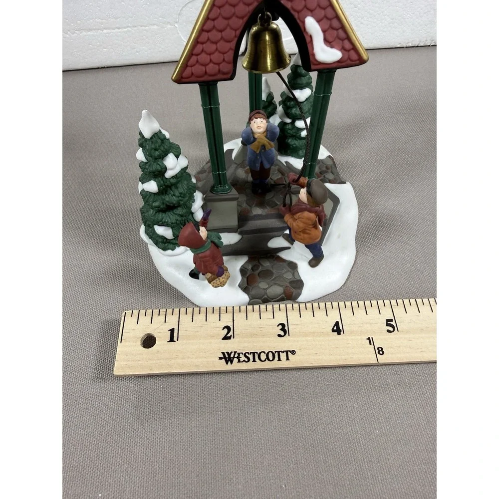 DEPT 56 Christmas Bells Heritage Village 1996 #98711 Special Event Piece Rare